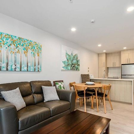 Sky Tower On Your Doorstep! Modern Two Bedroom Окленд Экстерьер фото